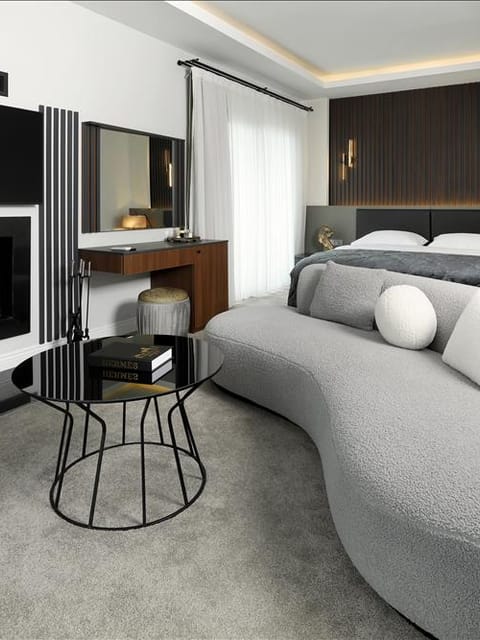 listing card gallery